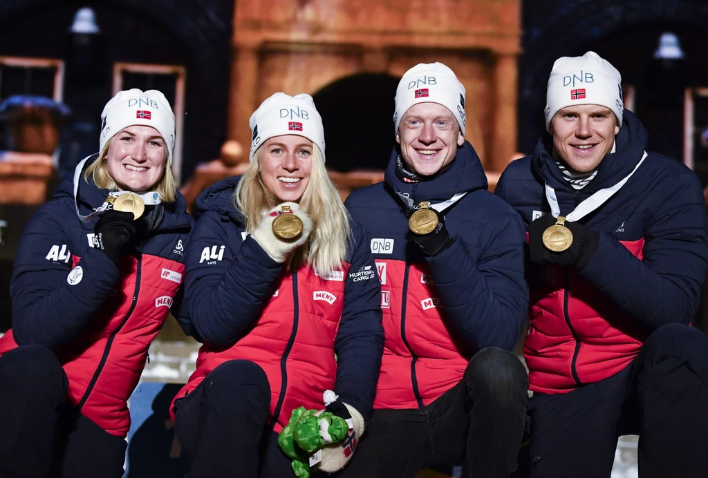 Norwegia wygrała sztafetę mieszaną MŚ w Oestersund Norwegia wygrała sztafetę mieszaną MŚ w Oestersund