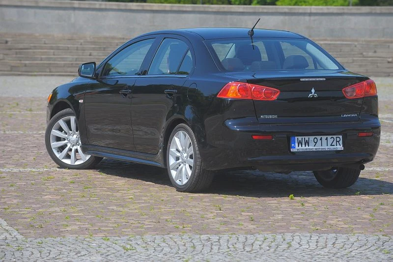 Mitsubishi Lancer (2007-2017) 