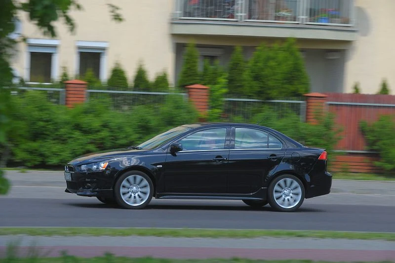 Mitsubishi Lancer (2007-2017) 