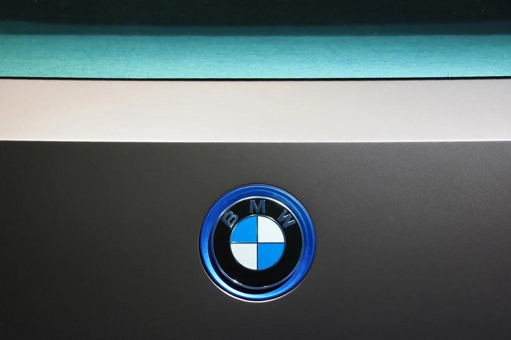 BMW - logo