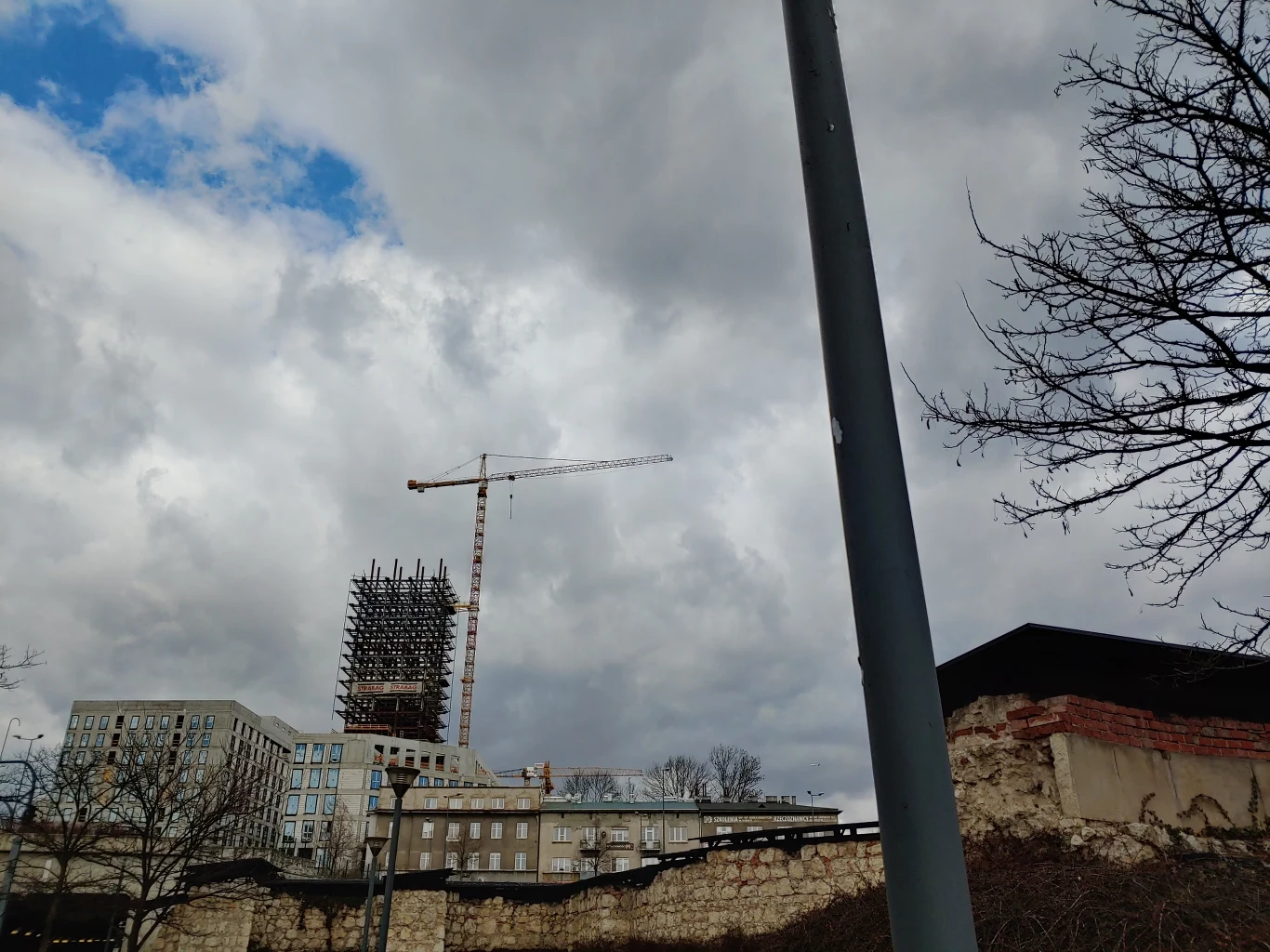 Zdjęcie wykonane LG V40 ThinQ