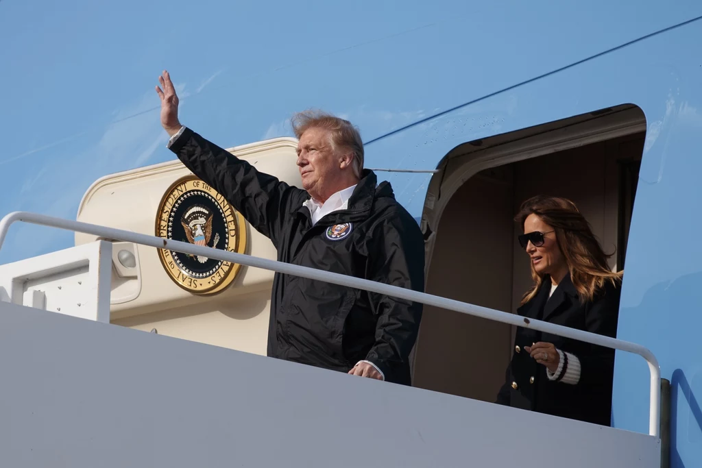 Melania Trump z mężem Donaldem Melania Trump z mężem Donaldem