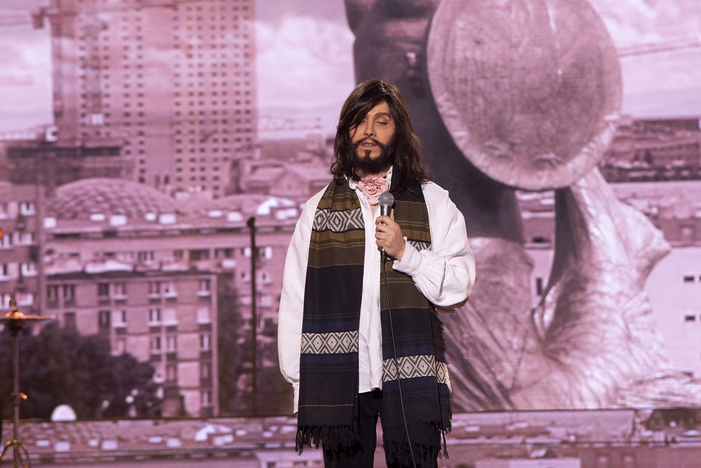 Filip Lao jako Czesław Niemen Filip Lao jako Czesław Niemen