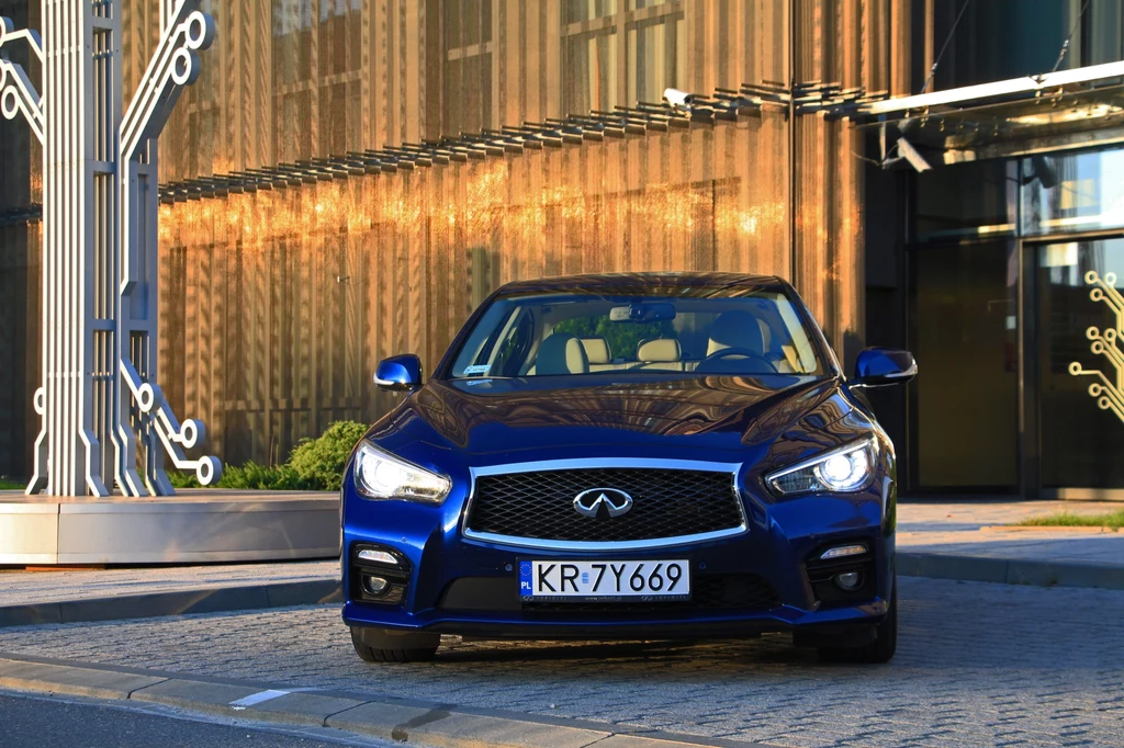 Infiniti Q50