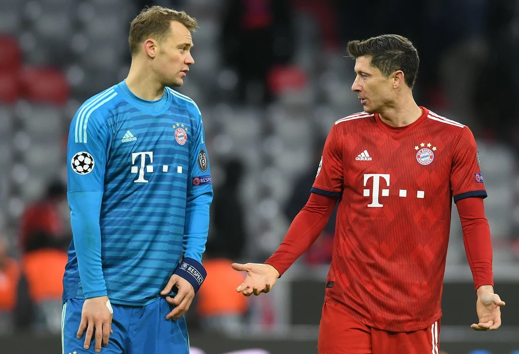 Manuel Neuer w rozmowie z Robertem Lewandowskim Manuel Neuer w rozmowie z Robertem Lewandowskim