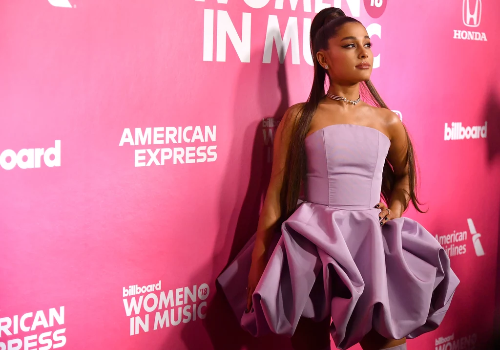 Ariana Grande gościnnie wystąpiła w teledysku 2 Chainz Ariana Grande gościnnie wystąpiła w teledysku 2 Chainz