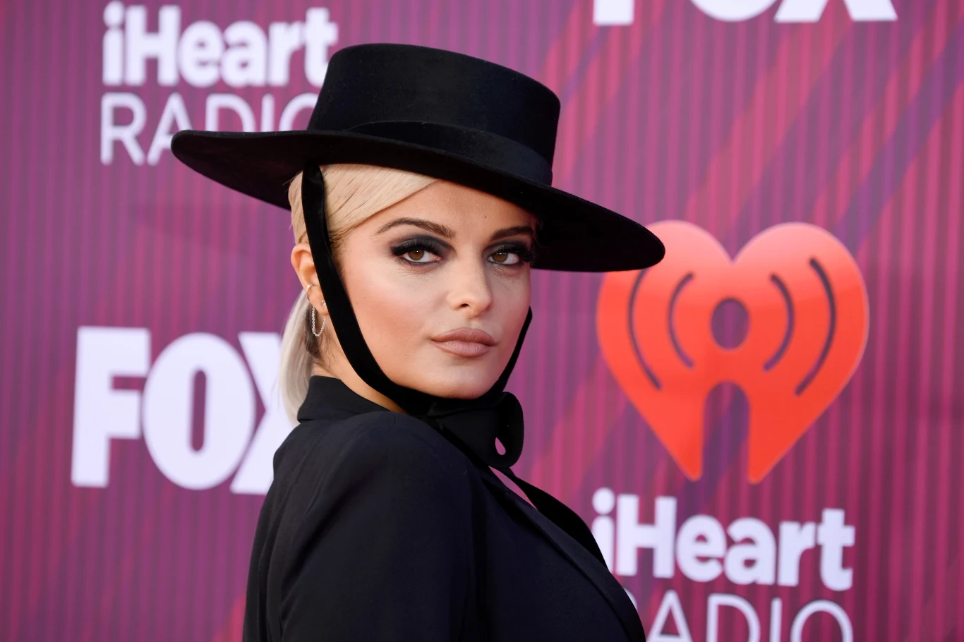 Bebe Rexha na gali IHeartRadio Music Awards 2019