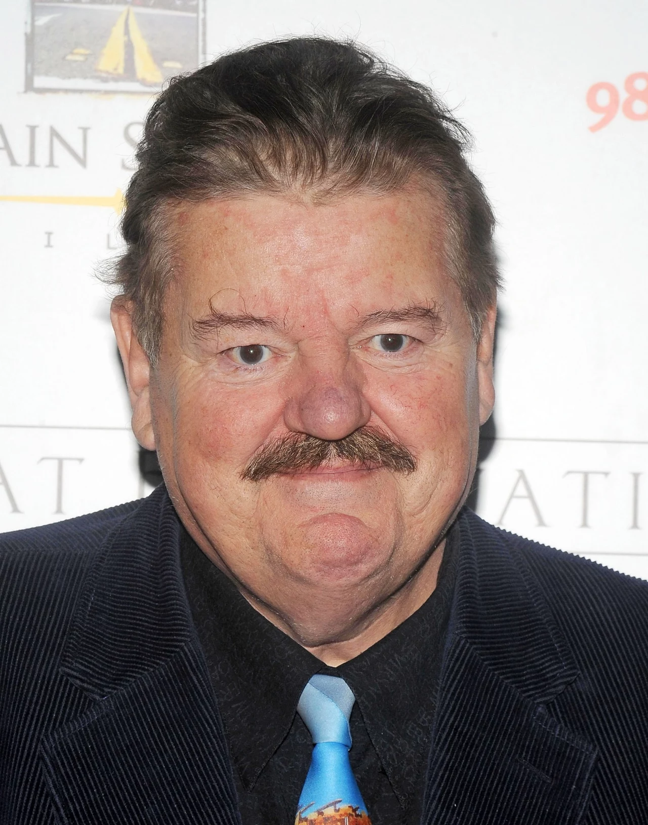 Robbie Coltrane porusza się obecnie na wózku. Robbie Coltrane porusza się obecnie na wózku.