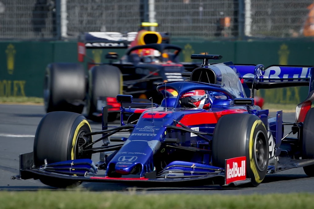 Rosjanin Daniił Kwiat ze Scuderia Toro Rosso wywalczył punkt