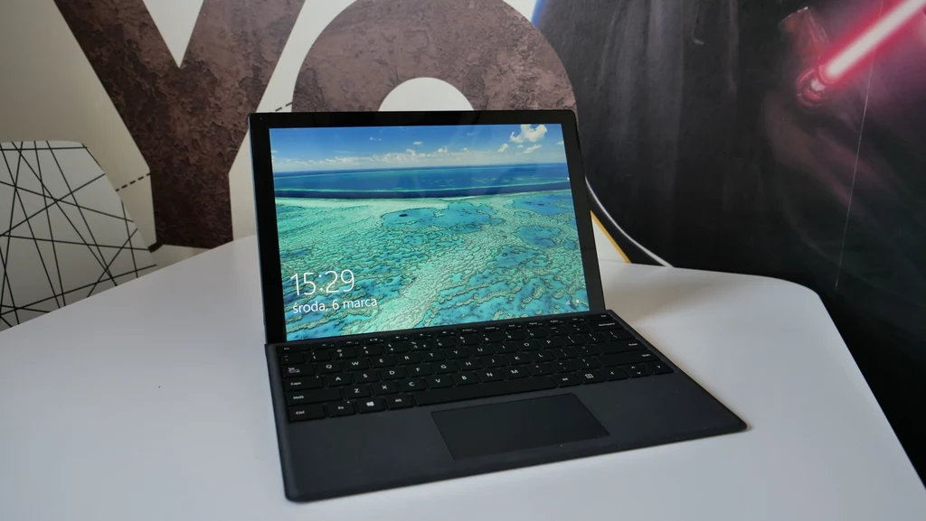 Microsoft Surface Pro 6