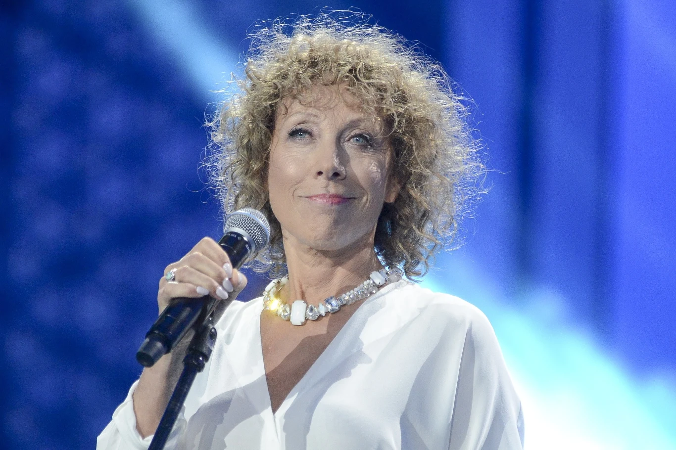 "Od wielu lat noszę w portfelu zieloną legitymację, ale na moje konto wpływa niewiele ponad 1000 zł emerytury" - mówiła "Na Żywo" Alicja Majewska.