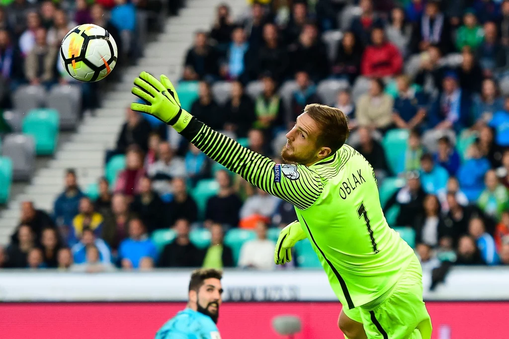 Bramkarz Słowenii Jan Oblak Bramkarz Słowenii Jan Oblak