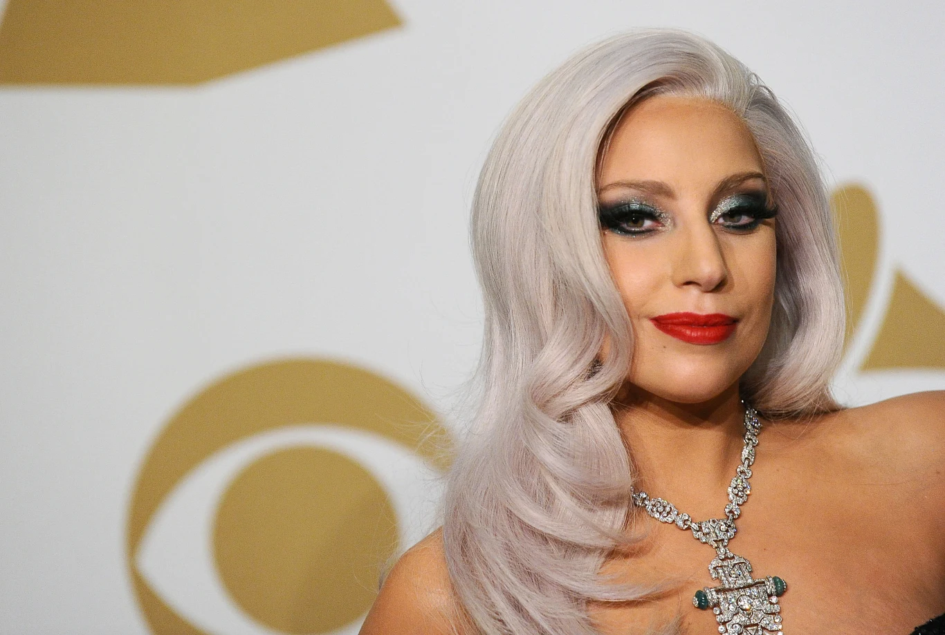 Lady Gaga padła ofiarą Niemców w 2010 roku, jednak w jej przypadku nie wykradziono prywatnych zdjęć, a nieopublikowaną wcześniej muzykę.