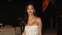 "Nicole Scherzinger poczuła się zbrukana. Nie chce się teraz wychylać i skupia się na własnej pracy. Próbuje żyć swoim życiem i nie wracać do tego, co się stało" - informowała osoba z otoczenia wokalistki gazetę "The Sun".