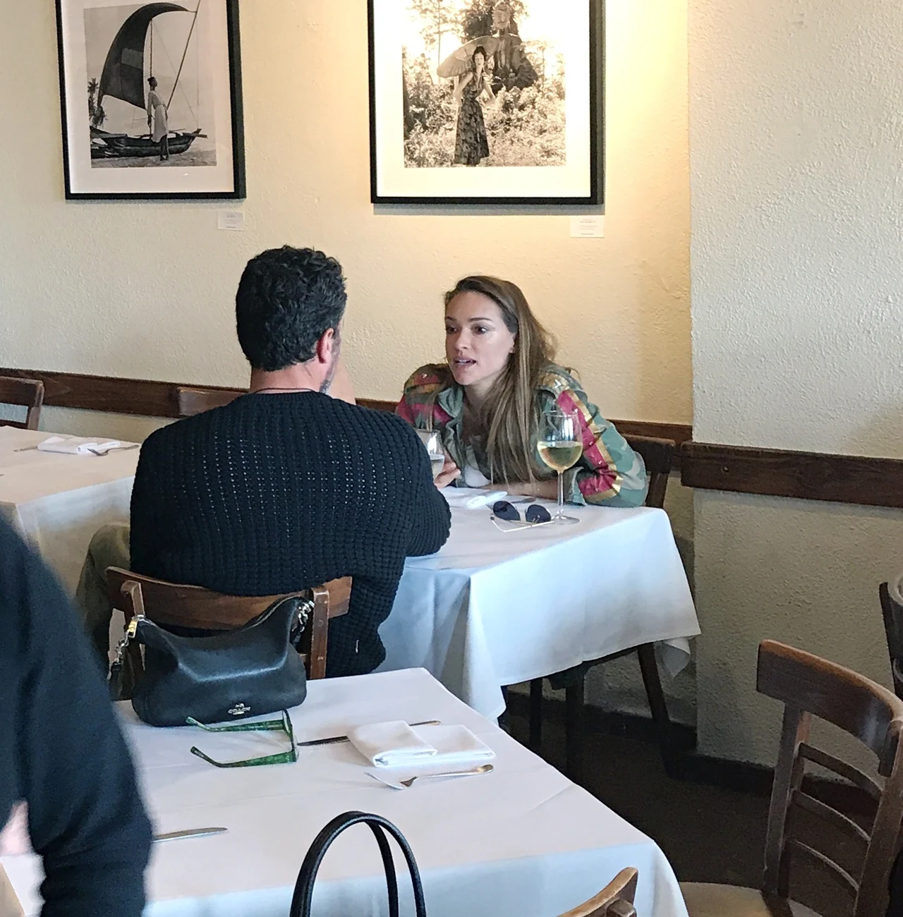 Alicja Bachleda-Curuś z tajemniczy mężczyzną Alicja Bachleda-Curuś z tajemniczy mężczyzną