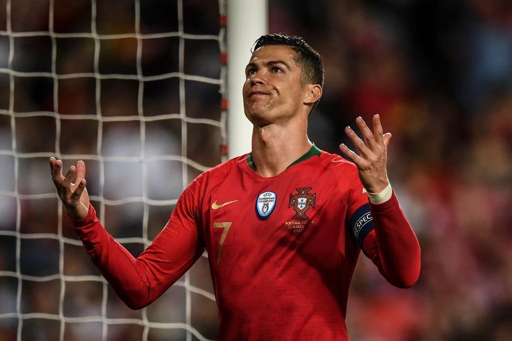 Cristiano Ronaldo Cristiano Ronaldo