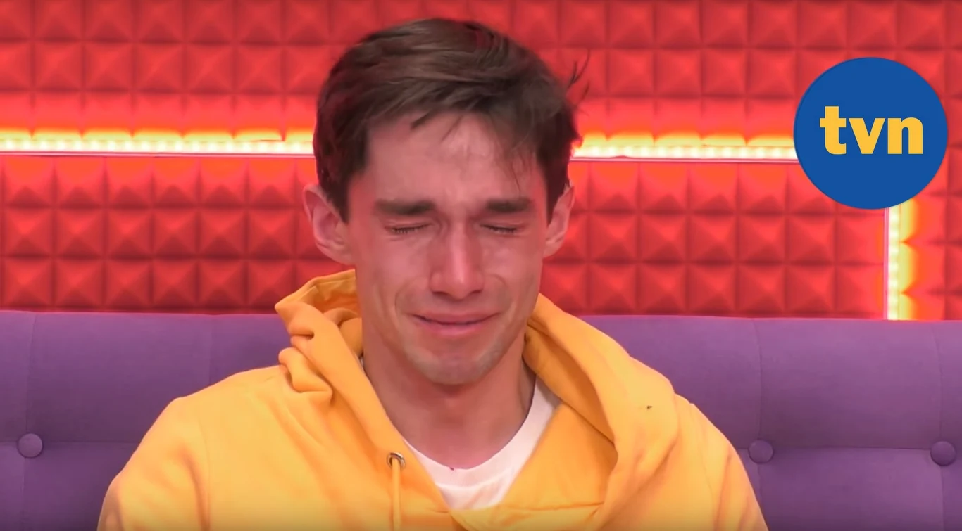 Łukasz Darłak w pokoju zwierzeń, screen z YouTube'a