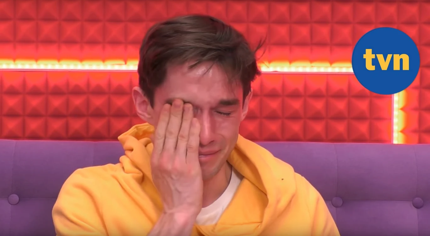 Łukasz Darłak w pokoju zwierzeń, screen z YouTube'a