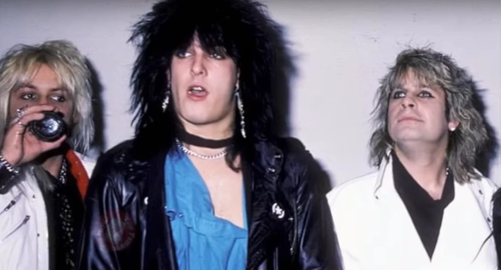 Vince Neil i Nikki Sixx z Mötley Crüe wraz z Ozzym Osbournem 