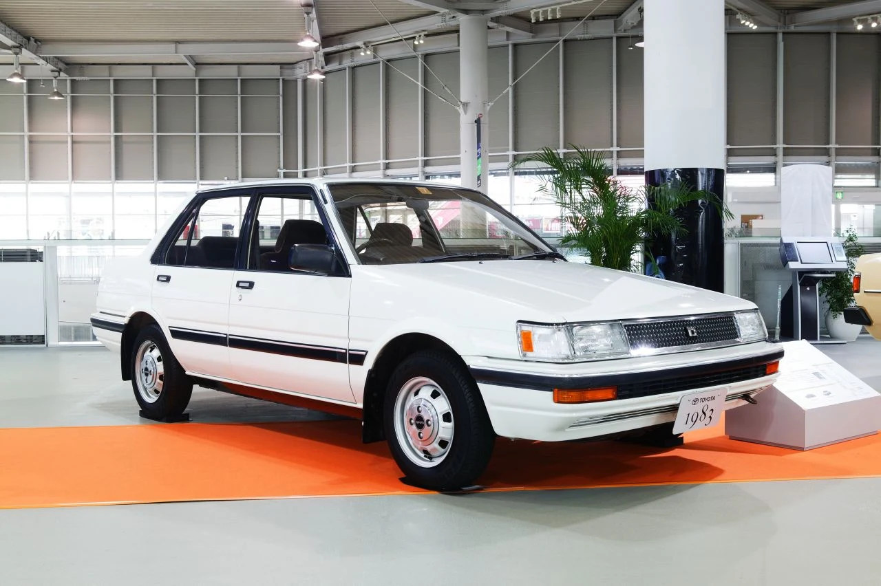 Toyota Corolla V