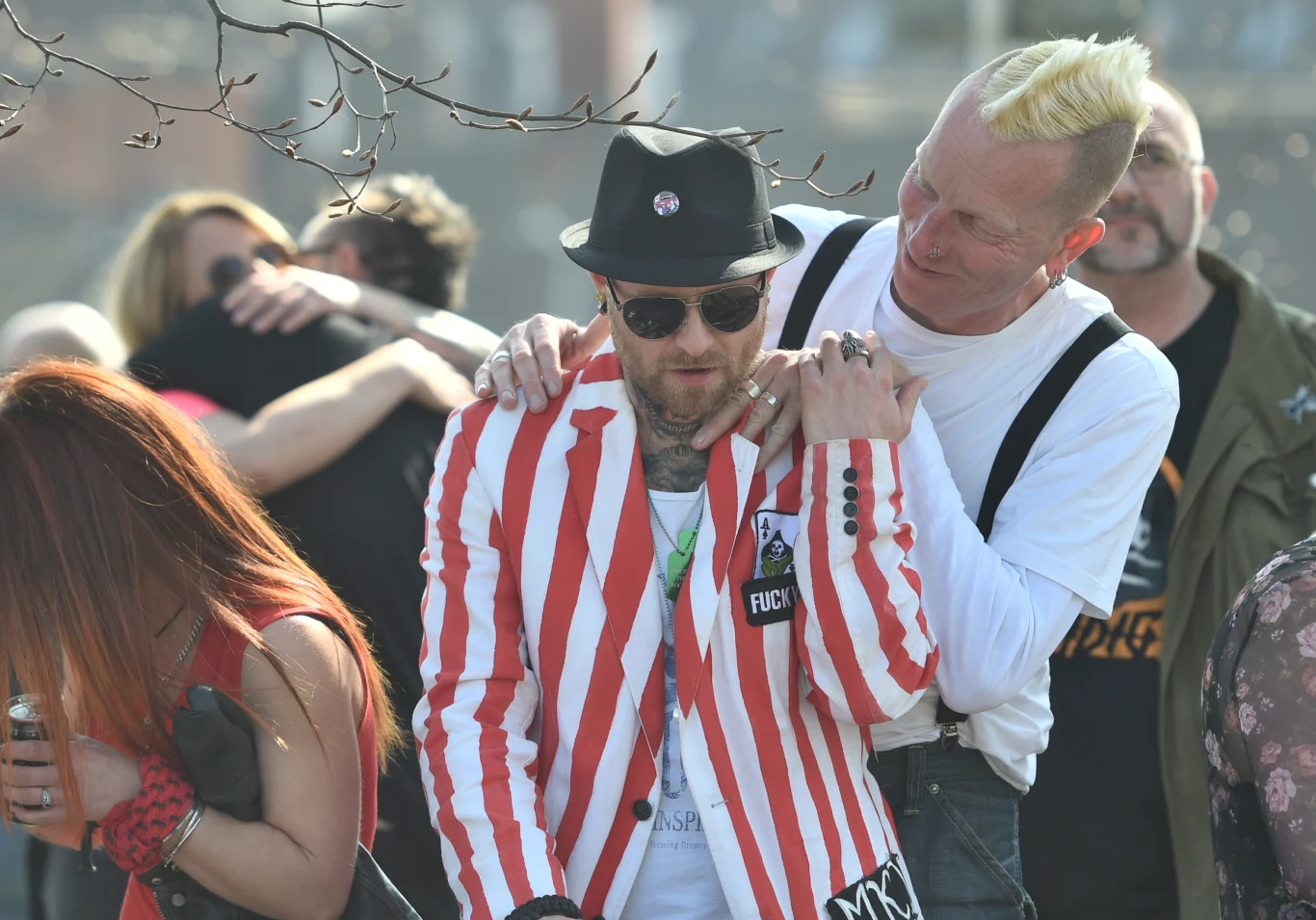 Fani na pogrzebie Keitha Flinta Fani na pogrzebie Keitha Flinta