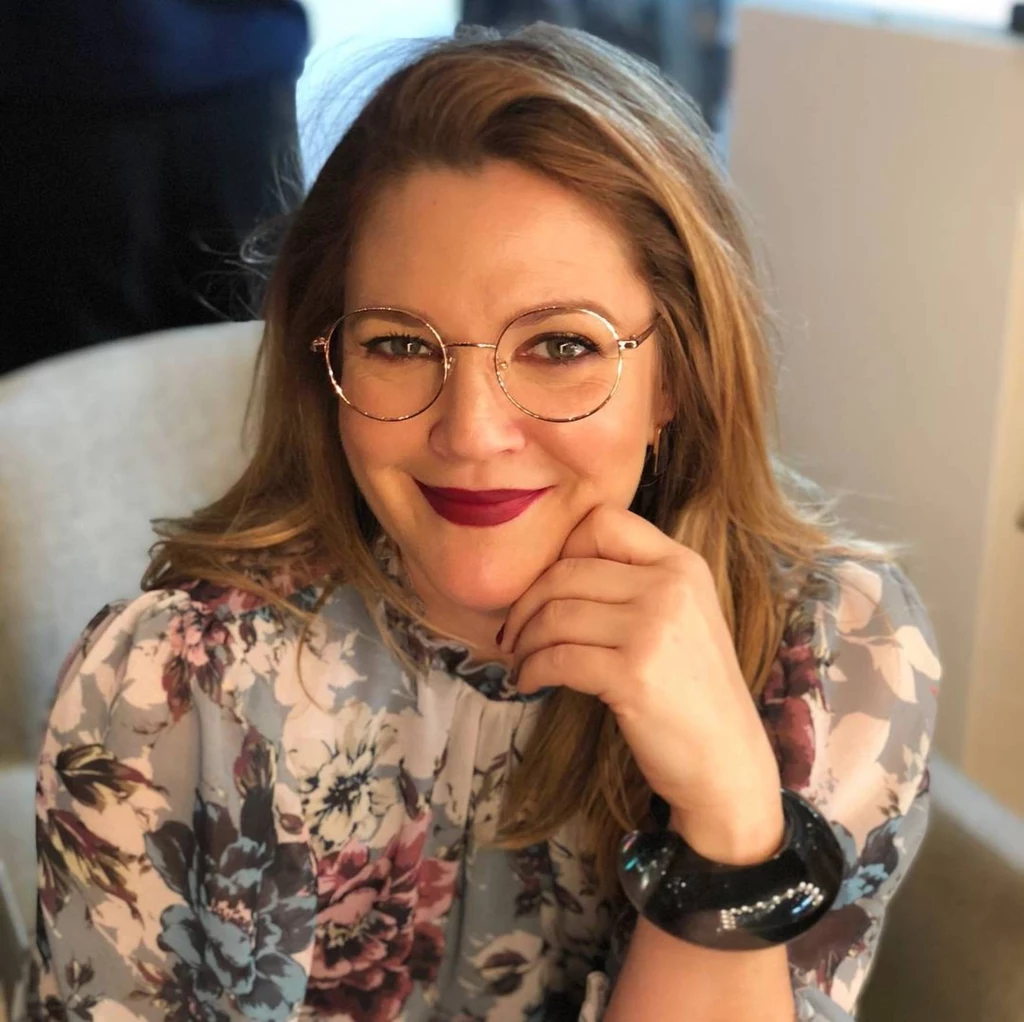 Drew Barrymore w mediach społecznościowych. Drew Barrymore w mediach społecznościowych.