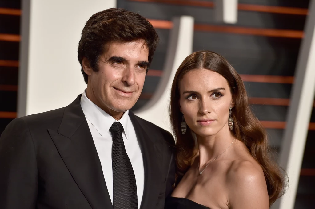 David w 2010 związał się z 28 lat młodszą Chloe Gosselin, która jest matką jego dziecka. Od czasu zakończenia związku z modelką, mocno chroni swoją prywatność. David w 2010 związał się z 28 lat młodszą Chloe Gosselin, która jest matką jego dziecka. Od czasu zakończenia związku z modelką, mocno chroni swoją prywatność.