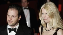 Claudia w 2002 roku wyszła za mąż za producenta Matthew Vaughna, z którym ma syna i dwie córki. 