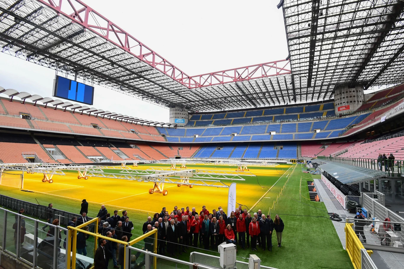 Stadion Giuseppe Meazzy, znany także jako San Siro, ma pięć gwiazdek UEFA (najwyższa klasa)