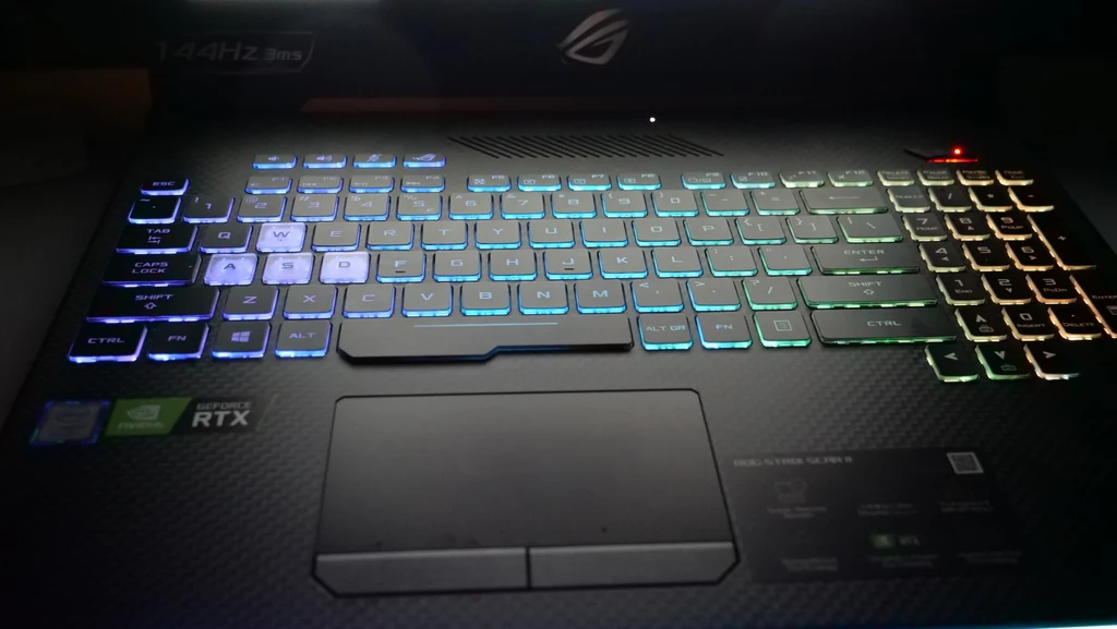 Asus ROG Strix SCAR II 