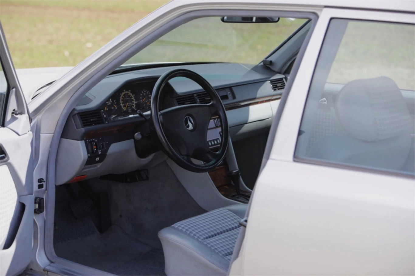 Mercedes 500 E 