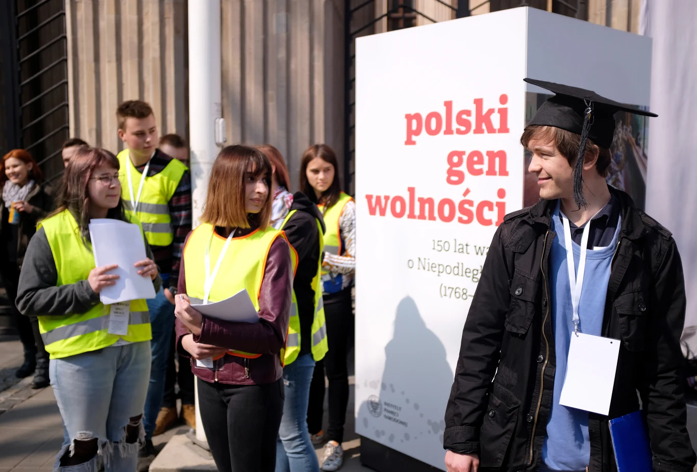 Uczniowie protestują przed siedzibą MEN