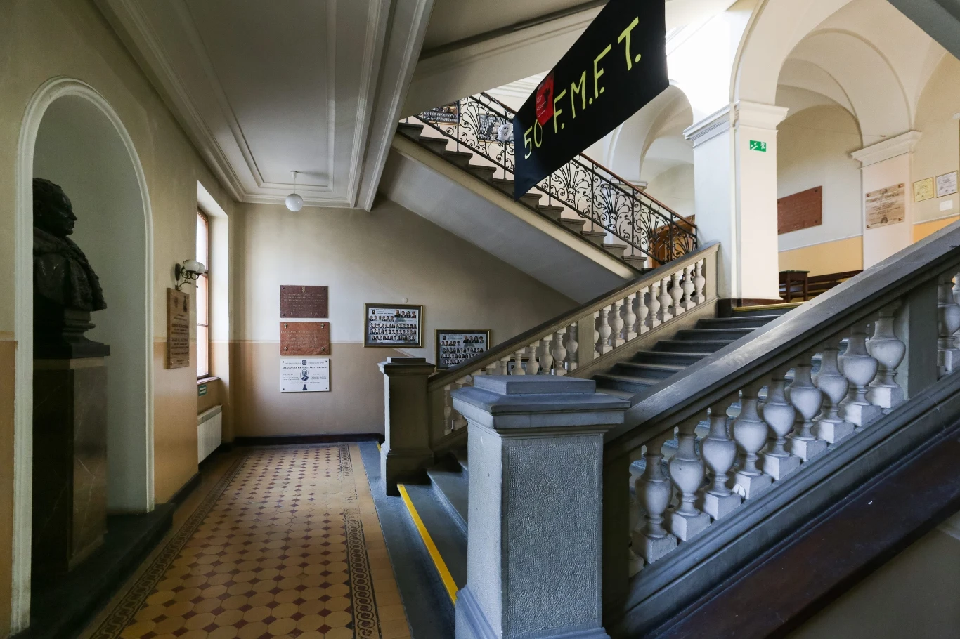  II Liceum Ogólnokształcące imienia Jana III Sobieskiego w Krakowie