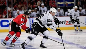 Sława Wojnow (przy krążku)