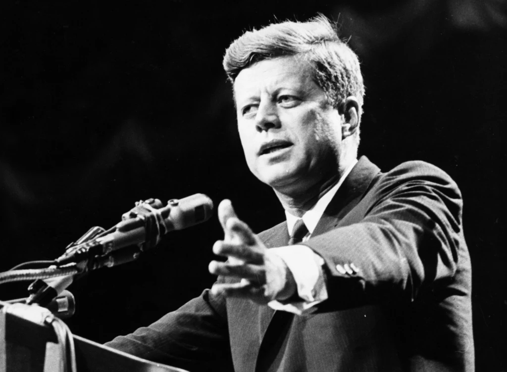 Dzięki informacjom Pieńkowskiego, John F. Kennedy wiedział na ile może sobie pozwolić w grze z Chruszczowem