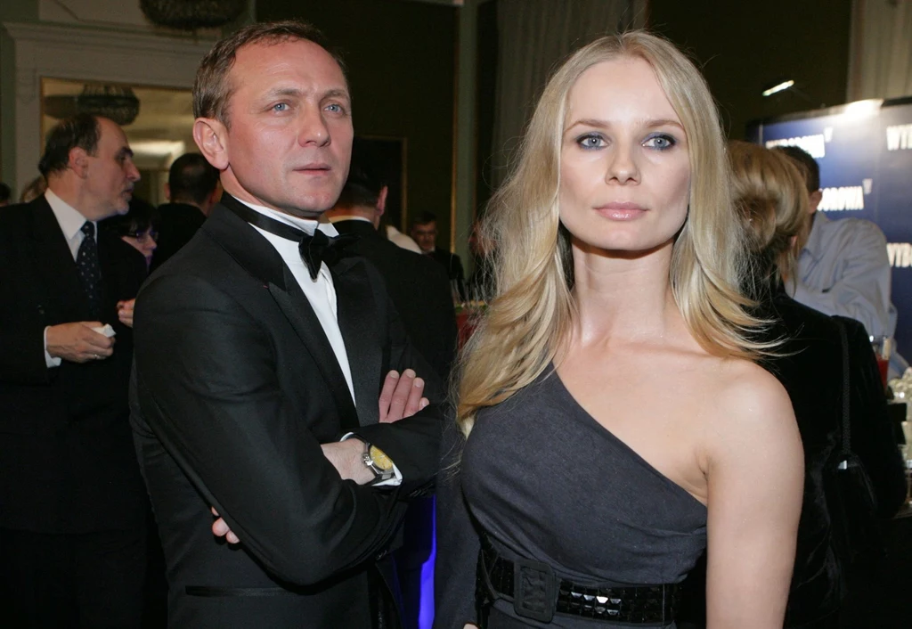 Magdalena Cielecka „Nigdy nie miałam marzeń o białej sukni, nie musiałam tego robić dla kogoś czy ze względu na coś, nikt z moich bliskich nie wywierał na mnie presji. Może gdybym miała dziecko, to ze względów formalno-organizacyjnych zdecydowałabym się na ten krok, chociaż w moim środowisku wiele par z dziećmi żyje bez ślubu od lat, więc to też nie jest powód. Poza tym – teraz przyszło mi to na myśl – nikt mi się nigdy nie oświadczył, z żadnym moim partnerem nie było rozmów o ślubie. Nikt z zaskoczenia nie wyciągnął pierścionka i nie uklęknął.” – wyznała kiedyś Cielecka na łamach „Pani”. Aktorka była związana z reżyserem teatralnym, Grzegorzem Jarzyną, potem przez wiele lat – z aktorem, Andrzejem Chyrą, ostatnio z pochodzącym z Izraela, Dawidem Wajntraubem.