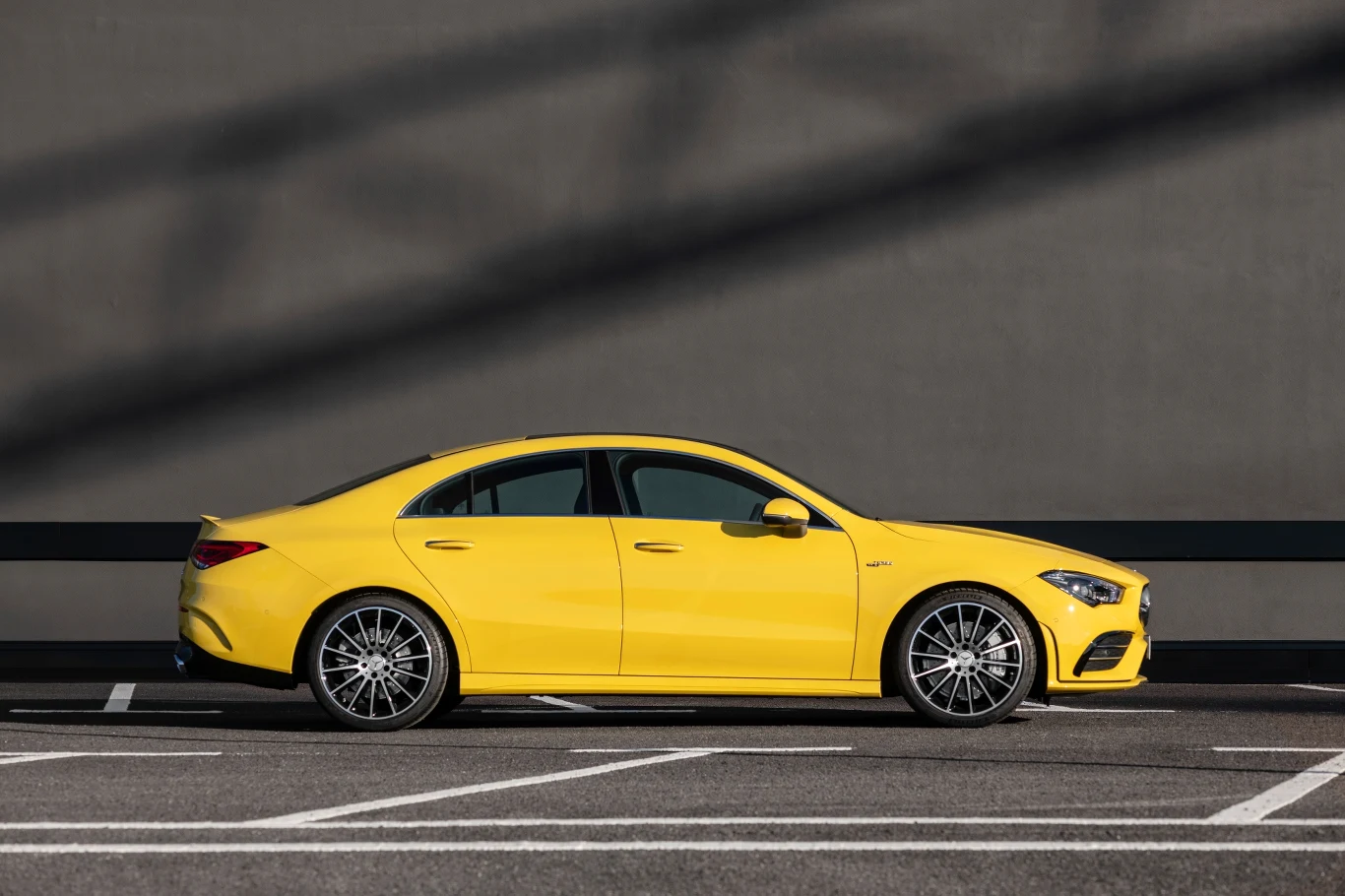 Mercedes-AMG CLA 35 4MATIC Mercedes-AMG CLA 35 4MATIC