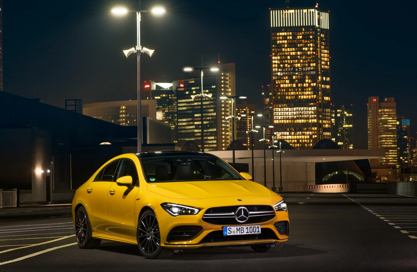 Mercedes-AMG CLA 35 4MATIC Mercedes-AMG CLA 35 4MATIC
