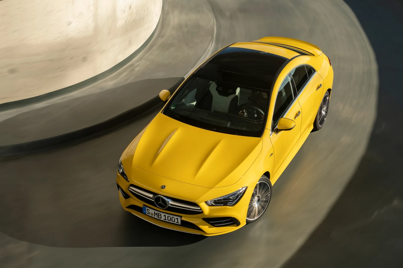 Mercedes-AMG CLA 35 4MATIC Mercedes-AMG CLA 35 4MATIC