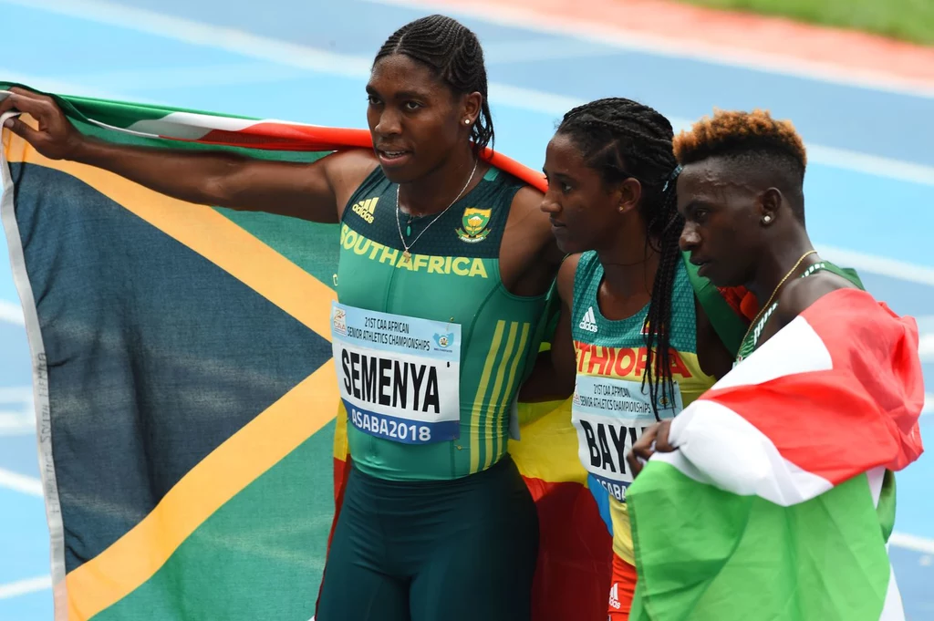 Francine Niyonsaba (z prawej), Caster Semenya (z lewej). W środku Bayih Alemu Francine Niyonsaba (z prawej), Caster Semenya (z lewej). W środku Bayih Alemu