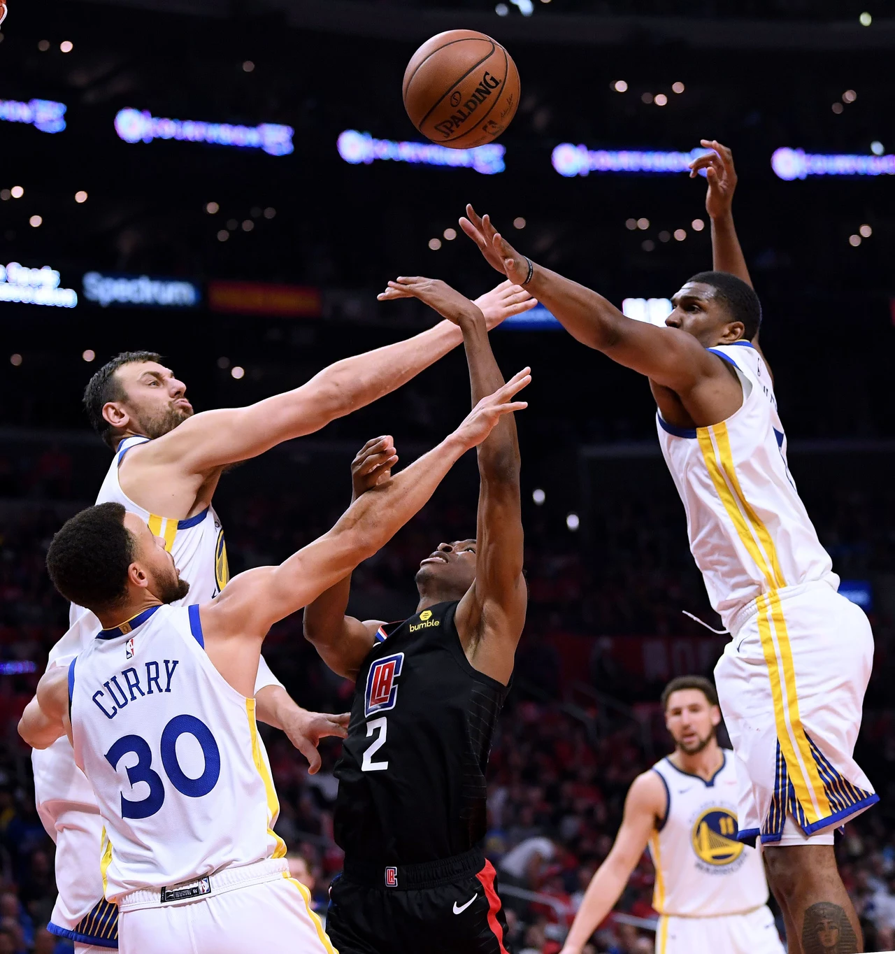 Warriors wygrali z LA Clippers 132-105