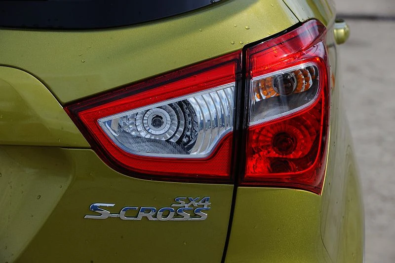 Suzuki SX4 S-Cross (2013-) 