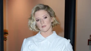 Lara Gessler z zawodu jest cukiernikiem i tak jak jej mama Magda pasjonuje się gotowaniem