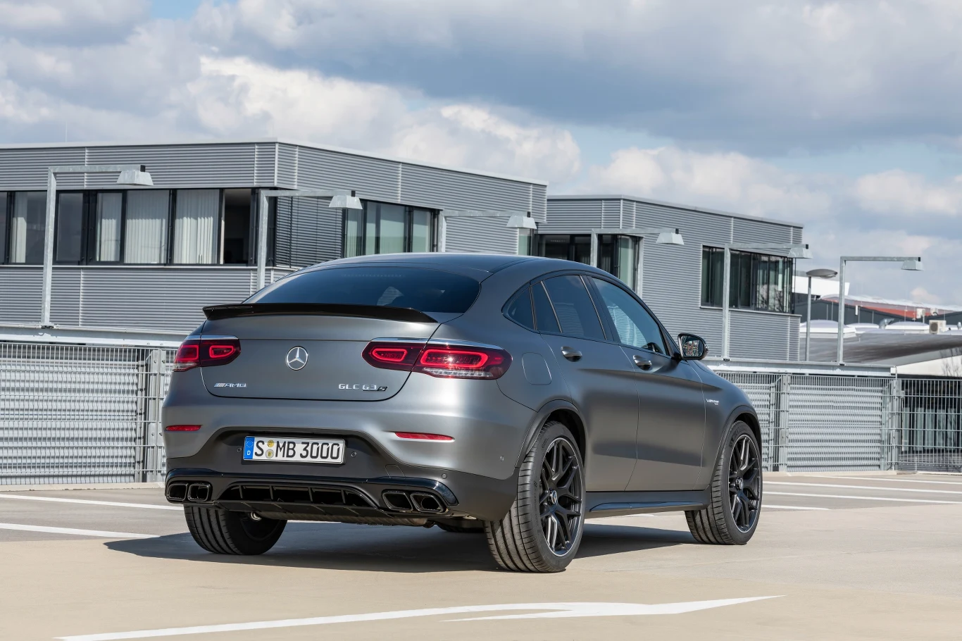 Mercedes-AMG GLC 63 4MATIC+ Mercedes-AMG GLC 63 4MATIC+
