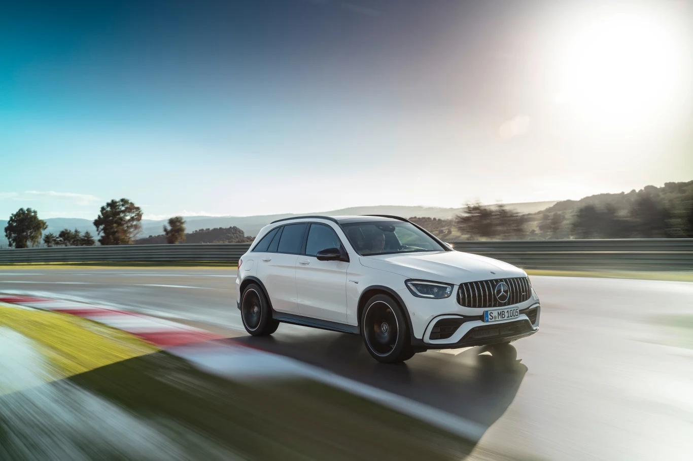 Mercedes-AMG GLC 63 4MATIC+ Mercedes-AMG GLC 63 4MATIC+