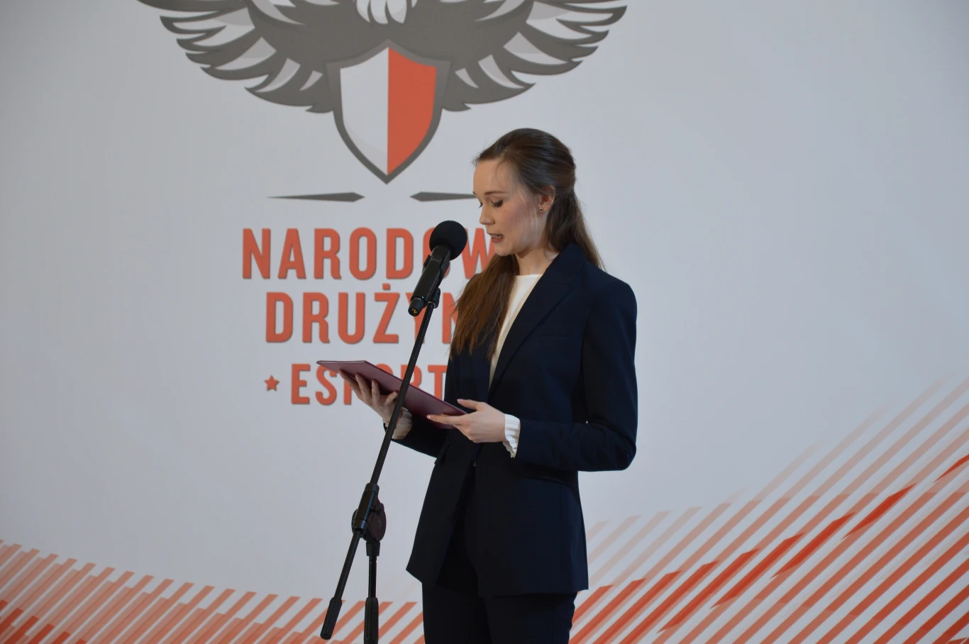 Przypomnijmy, że od kwietnia prezydent regularnie podaje informacje w wyżej wymienionym temacie. Najpierw pojawiła się wiadomość o samym założeniu Narodowej Drużyny.