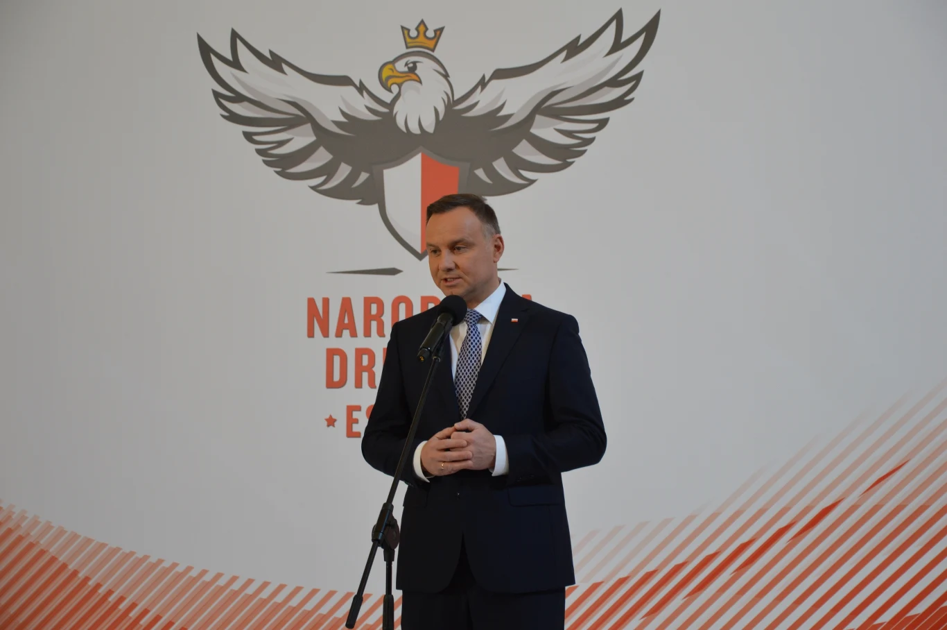 Wtorkowe spotkanie było kontynuacją działań związanych z NDE. Konferencja zaczęła się od wystąpienia prezydenta Andrzeja Dudy, który powitał zebranych.