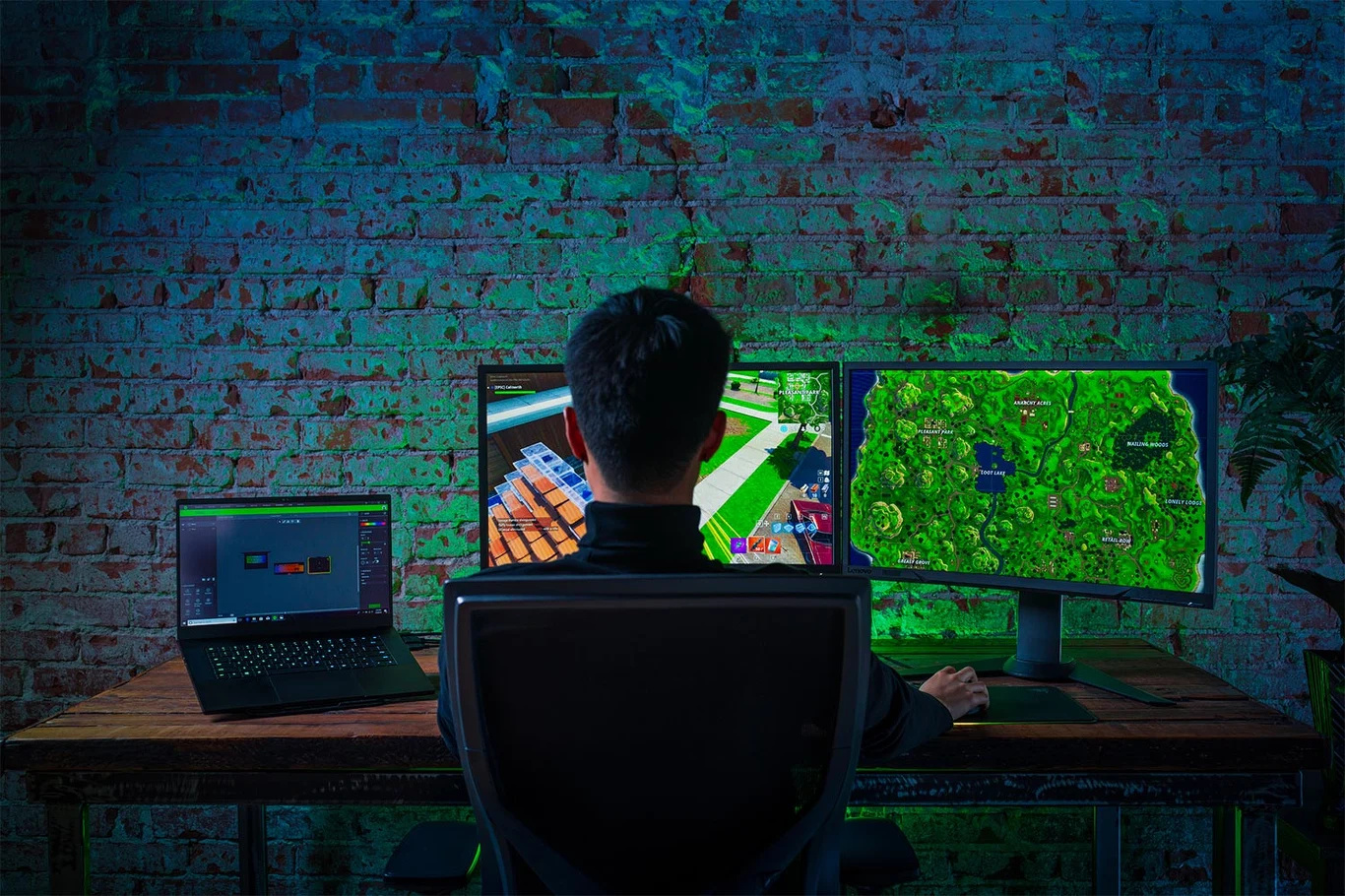 Oprócz nowego sześciordzeniowego procesora dziewiątej generacji Intel Core i7-9750H, Razer Blade 15 Base otrzymał także ekran o szybkim odświeżaniu 144Hz Full HD (1920x1080) i ze skalibrowanymi kolorami. Wyświetlacz, w połączeniu z potężną kartą graficzną GeForce RTX 2060, dostarcza płynne doświadczenia z rozgrywki, nawet podczas podróży. Oprócz nowego sześciordzeniowego procesora dziewiątej generacji Intel Core i7-9750H, Razer Blade 15 Base otrzymał także ekran o szybkim odświeżaniu 144Hz Full HD (1920x1080) i ze skalibrowanymi kolorami. Wyświetlacz, w połączeniu z potężną kartą graficzną GeForce RTX 2060, dostarcza płynne doświadczenia z rozgrywki, nawet podczas podróży.