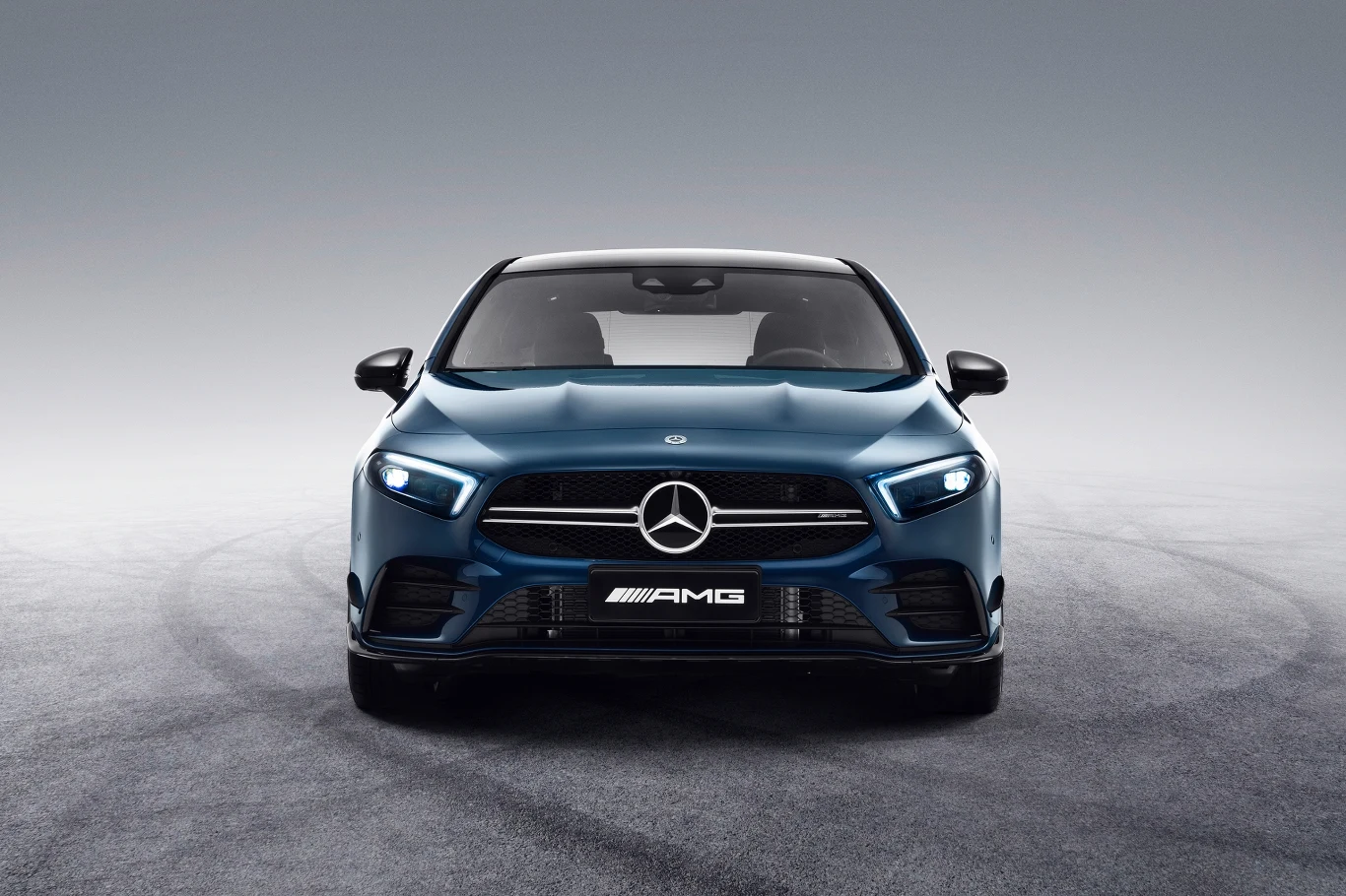Mercedes-AMG A 35 L 4MATIC