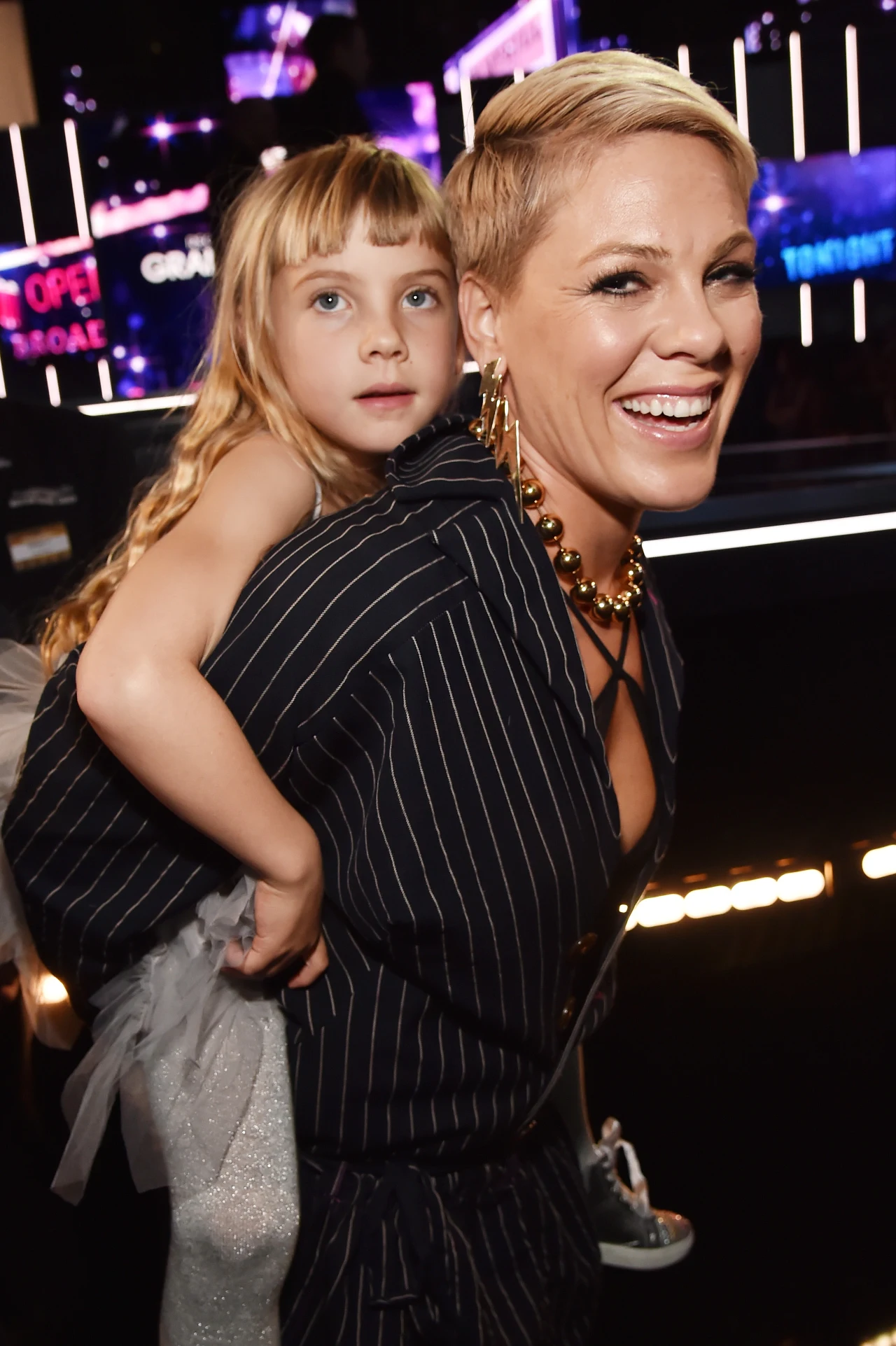 Pink jest mamą 8-letniej Willow Hart.